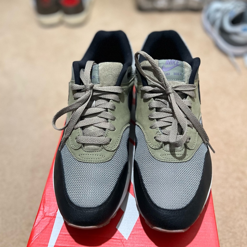 Nike Air Max Olive and Black Men's Shoes